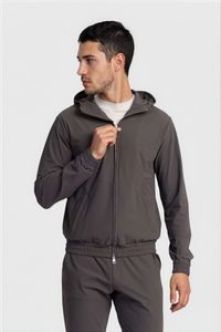 TECH SUIT À CAPUCHE — GRIS ANTHRACITE